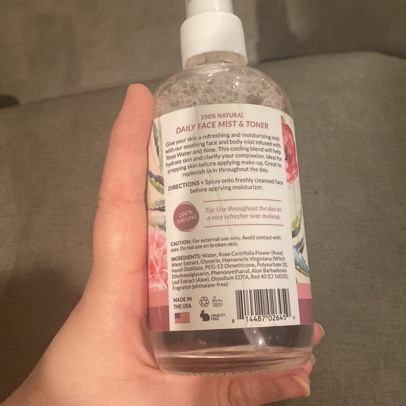 2:1 beauty rose water and aloe face mist and toner - Picture 3 of 3